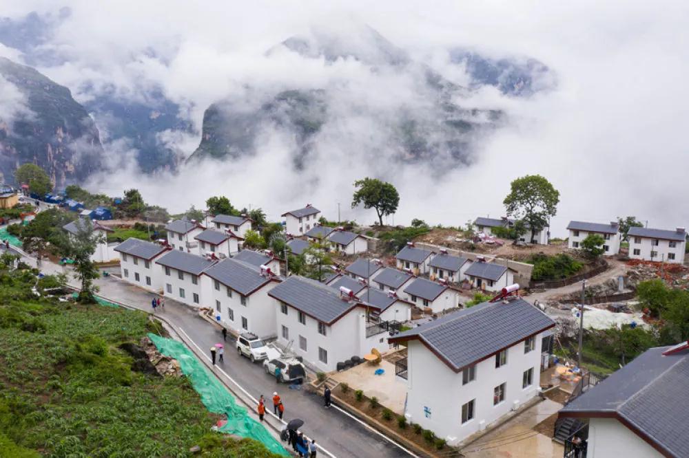 这是四川路桥人献给党的一份特殊生日礼物