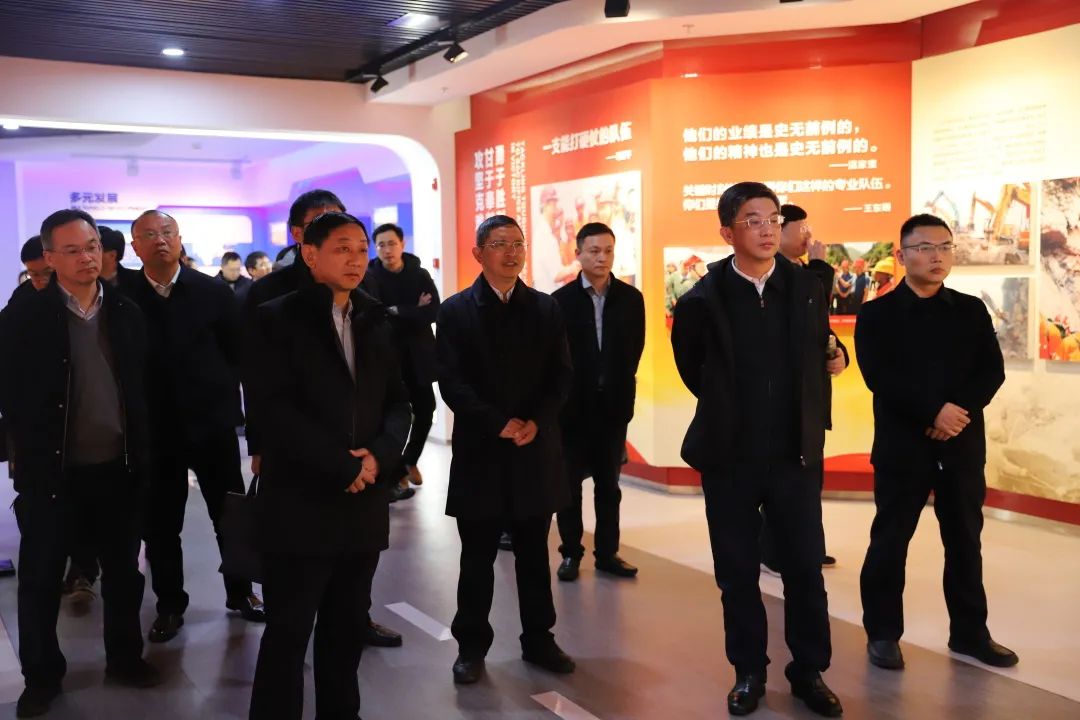 蜀道集团四川路桥与江苏交控开展交流座谈