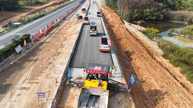 芜宣改扩建WX01标--水稳底基层试验路 (4) - 副本.jpg