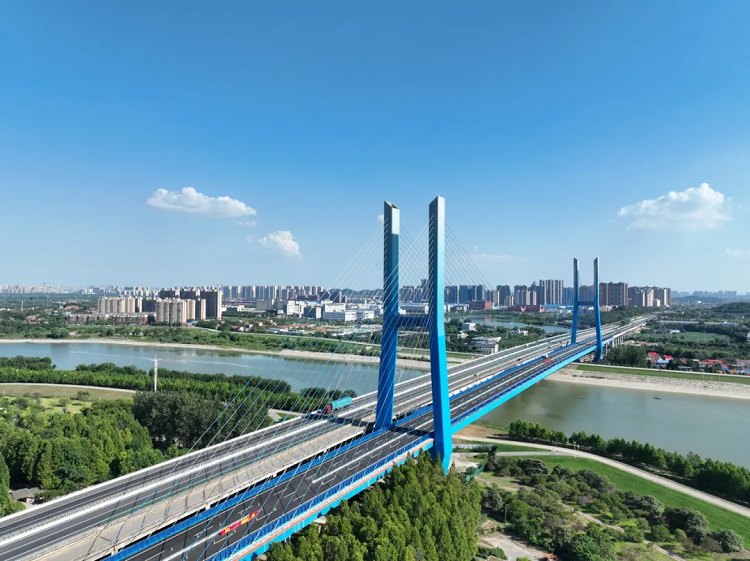 项目动态 | “黄金通道”上新！ 京港澳高速新建汉江特大桥建成通车